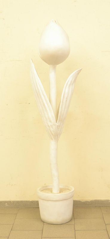 Scultura, produzione VG, in resina,