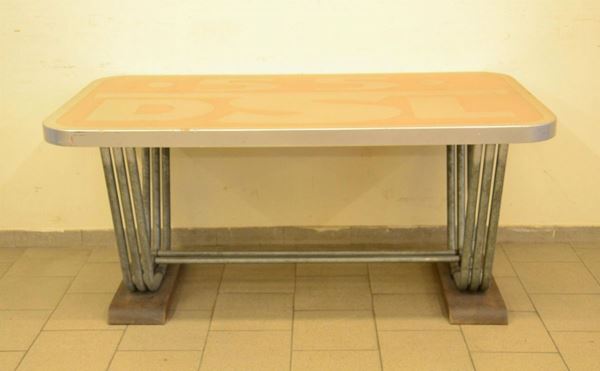 Tavolo scrivania, anni 80, in metallo, plastica e legno,