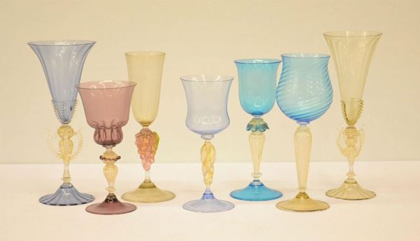 Sette bicchieri, sec. XX, in vetro di Murano