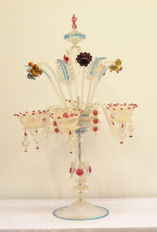 Candeliere, sec. XIX, in vetro di murano a sei bracci,