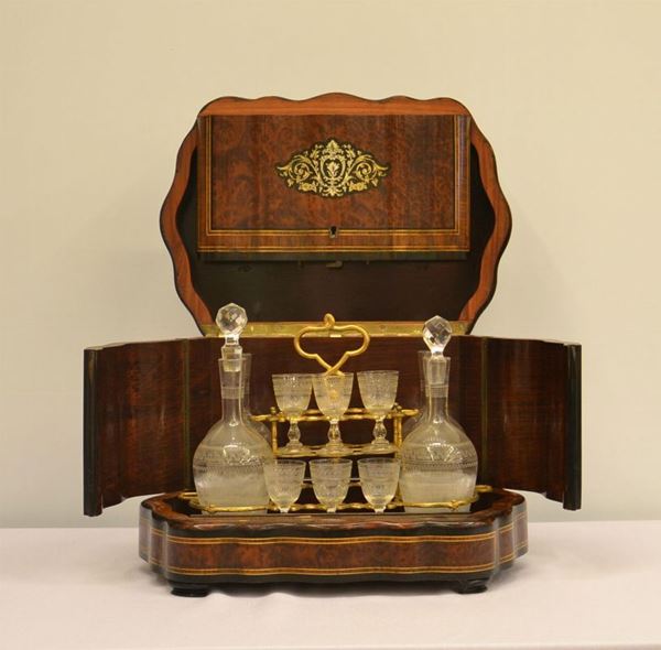 Tantalo, Francia, sec. XIX, in radica, internamente  - Asta Antiquariato, Collezionismo & Gioielli - Poggio Bracciolini Casa d'Aste