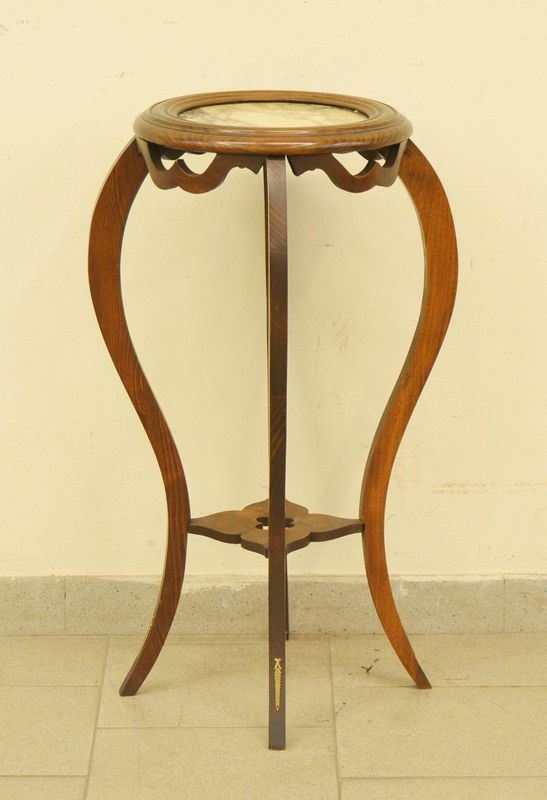 Tavolino da appoggio, Francia, sec. XIX, in rovere,  - Asta Antiquariato, Collezionismo & Gioielli - Poggio Bracciolini Casa d'Aste
