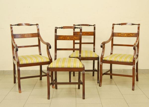 Due sedie, in stile 700, in noce intarsiato a motivo vegetale, sedute imbottite e ricoperte in seta gialla, alt. cm 87