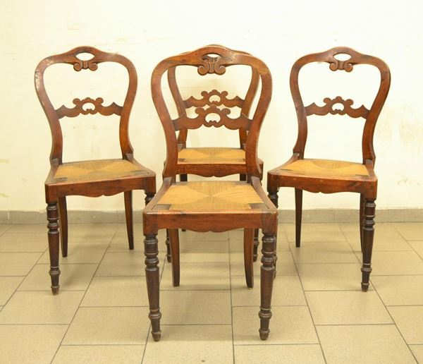 Quattro sedie, Luigi Filippo, sec. XIX, in noce, spalliera  - Asta Antiquariato, Collezionismo & Gioielli - Poggio Bracciolini Casa d'Aste