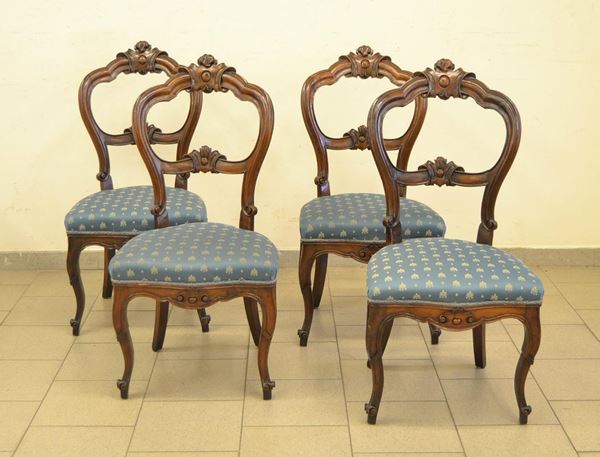 Quattro sedie, Luigi Filippo, sec. XIX, in noce intagliato a motivi