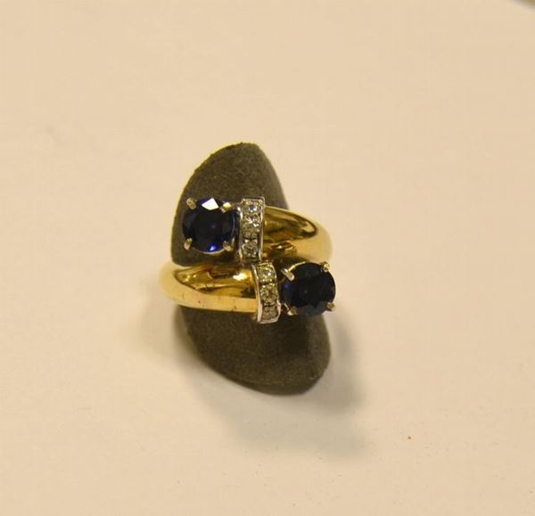 Anello in oro giallo, oro bianco&nbsp; e pietre