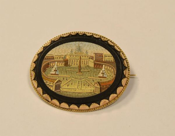 Spilla in oro giallo e mosaico  - Asta Decorazione di interni - Poggio Bracciolini Casa d'Aste