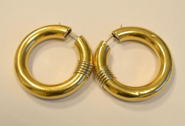 Paio di orecchini in oro giallo