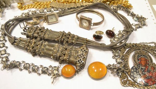 Cintura , inizi sec XX , orientale , in argento&nbsp;&nbsp;&nbsp;&nbsp;&nbsp;&nbsp;&nbsp;&nbsp;&nbsp;&nbsp;&nbsp;&nbsp;&nbsp;&nbsp;&nbsp;&nbsp;&nbsp;&nbsp;&nbsp;&nbsp;&nbsp;&nbsp;&nbsp;&nbsp;&nbsp;&nbsp;&nbsp;