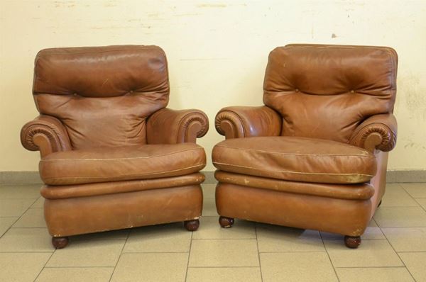 Coppia di poltrone, anni 80, manifattura Frau, imbottite e