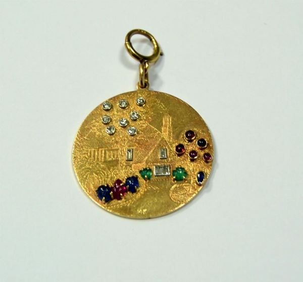 Medaglia in oro giallo a14 kt, con diamanti,e pietre preziose&nbsp;&nbsp;&nbsp;&nbsp;&nbsp;&nbsp;&nbsp;&nbsp;&nbsp;&nbsp;&nbsp;&nbsp;&nbsp;