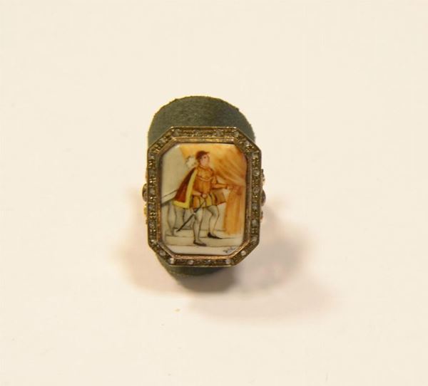 Anello in oro giallo a basso titolo,e diamanti  - Asta ARREDI, OGGETTI D'ARTE, DIPINTI E GIOIELLI - Poggio Bracciolini Casa d'Aste