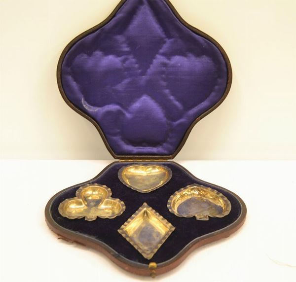 Quattro posacenere , Inghilterra , sec.XX&nbsp;  - Asta ARREDI, OGGETTI D'ARTE, DIPINTI E GIOIELLI - Poggio Bracciolini Casa d'Aste