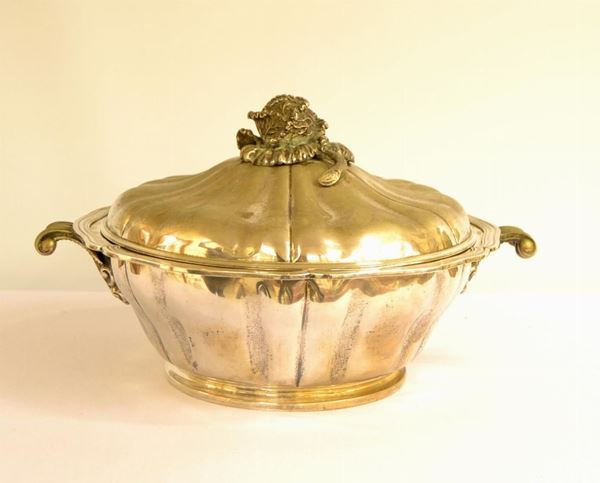 Zuppiera , sec XX , in argento 900  - Asta ARREDI, OGGETTI D'ARTE, DIPINTI E GIOIELLI - Poggio Bracciolini Casa d'Aste