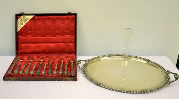 Vassoio sec. XX , in argento&nbsp;&nbsp;&nbsp;&nbsp;&nbsp;&nbsp;&nbsp;&nbsp;&nbsp;&nbsp;&nbsp;&nbsp;&nbsp;&nbsp;&nbsp;&nbsp;&nbsp;&nbsp;&nbsp;&nbsp;&nbsp;&nbsp;&nbsp;&nbsp;&nbsp;&nbsp;&nbsp;&nbsp;&nbsp;&nbsp;&nbsp;&nbsp;&nbsp;&nbsp;&nbsp;&nbsp;&nbsp;&nbsp;&nbsp;&nbsp;&nbsp;&nbsp;&nbsp;&nbsp;&nbsp;&nbsp;