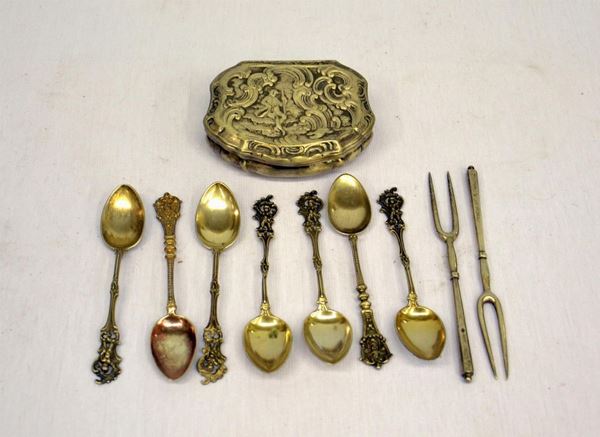 Tabacchiera, Germania fine sec. XIX, in argento sbalzato,  - Asta ARREDI, OGGETTI D'ARTE, DIPINTI E GIOIELLI - Poggio Bracciolini Casa d'Aste