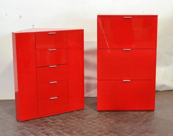Angoliera, design, in legno lucido,