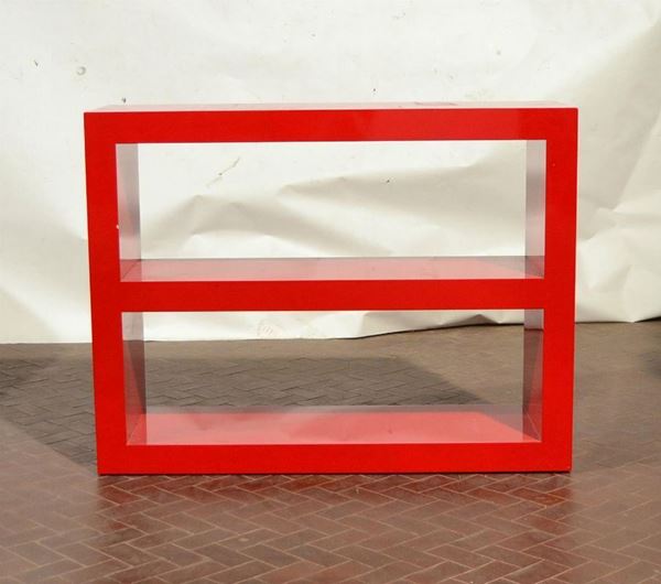 Libreria, design, in legno laccato rosso,