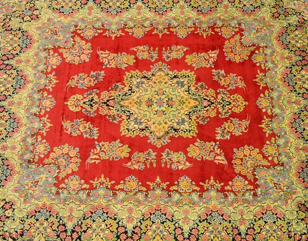 Tappeto persiano Kirman Imperiale, di vecchia manifattura,  - Asta ARREDI, OGGETTI D'ARTE, DIPINTI E GIOIELLI - Poggio Bracciolini Casa d'Aste