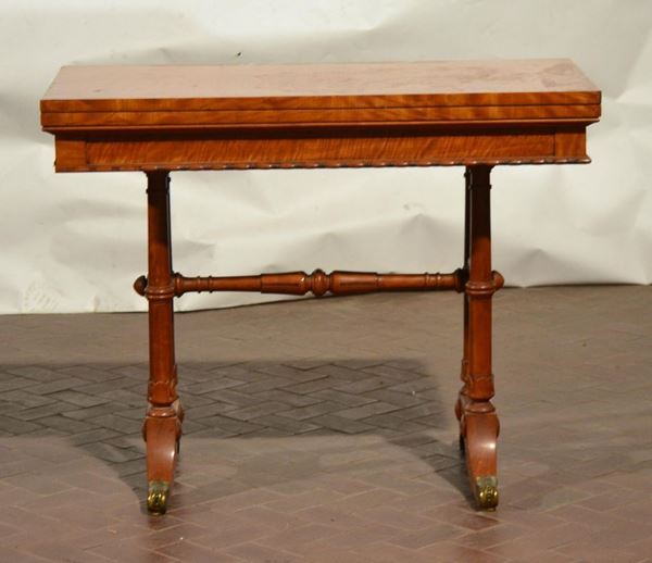 Tavolo da gioco, Biedermeier, sec. XIX, in acero,