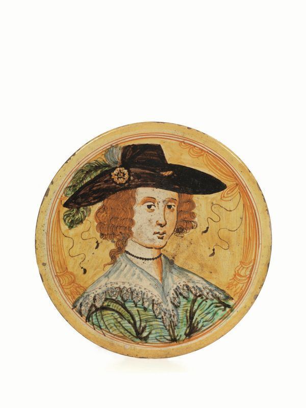 PIATTO, ALTO LAZIO O TUSCIA, INIZI SECOLO XVII  - Asta INTERNI | GIOIELLI, orologi , Mobili, OGGETTI D'ARTE e Dipinti - Poggio Bracciolini Casa d'Aste
