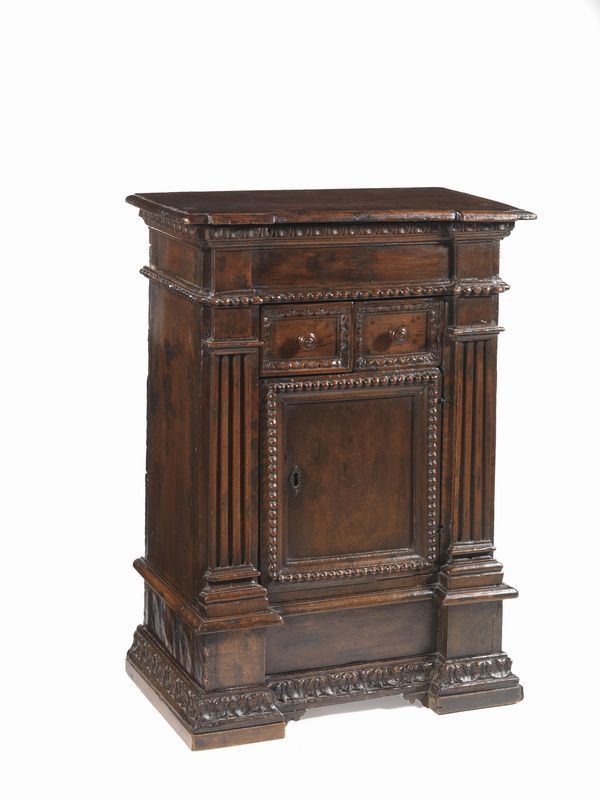 MOBILETTO, ITALIA CENTRALE, FINE SECOLO XVII  - Asta INTERNI | GIOIELLI, orologi , Mobili, OGGETTI D'ARTE e Dipinti - Poggio Bracciolini Casa d'Aste