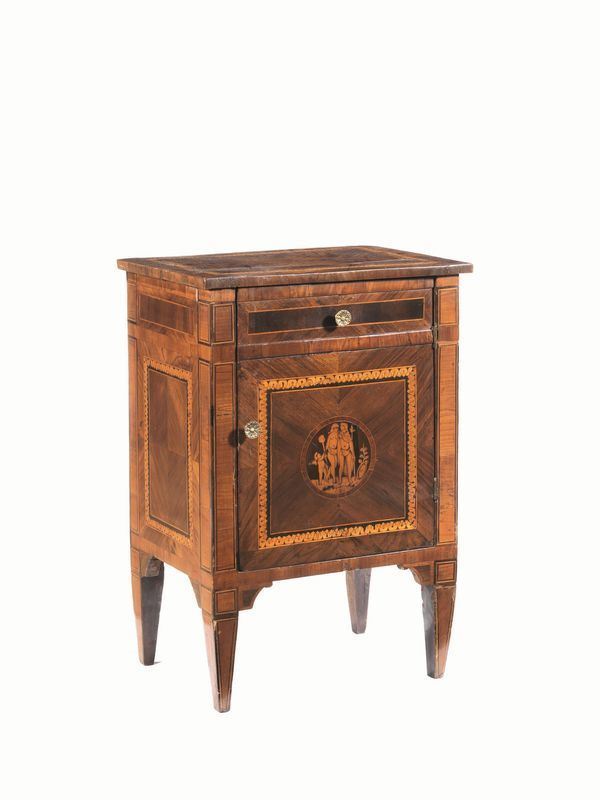 COMODINO, LOMBARDIA, INIZI SECOLO XIX  - Asta INTERNI | GIOIELLI, orologi , Mobili, OGGETTI D'ARTE e Dipinti - Poggio Bracciolini Casa d'Aste