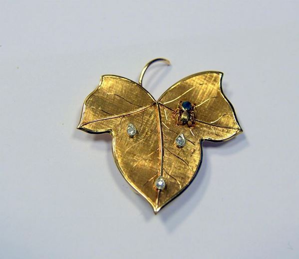 SPILLA IN ORO GIALLO E DIAMANTI