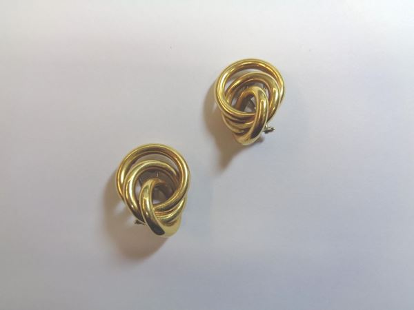 PAIO DI ORECCHINI IN ORO GIALLO  - Asta ANTIQUARIATO, COLLEZIONISMO E GIOIELLI - Poggio Bracciolini Casa d'Aste