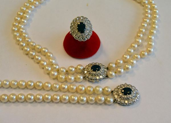 PARURE IN ORO BIANCO, DIAMANTI, ZAFFIRI E PERLE