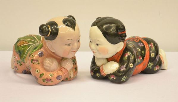 Due sculture, arte orientale, inizi sec. XX, in porcellana,