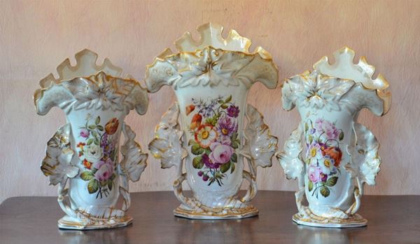 Tre vasi portafiori, Francia, sec. XIX,  - Asta ANTIQUARIATO, COLLEZIONISMO E GIOIELLI - Poggio Bracciolini Casa d'Aste