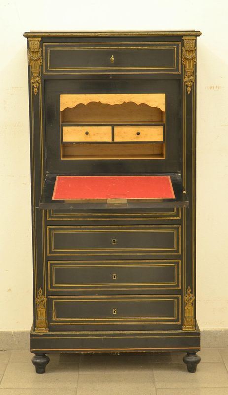 Secretaire, Francia, seconda met&agrave; sec. XIX, in legno ebanizzato,