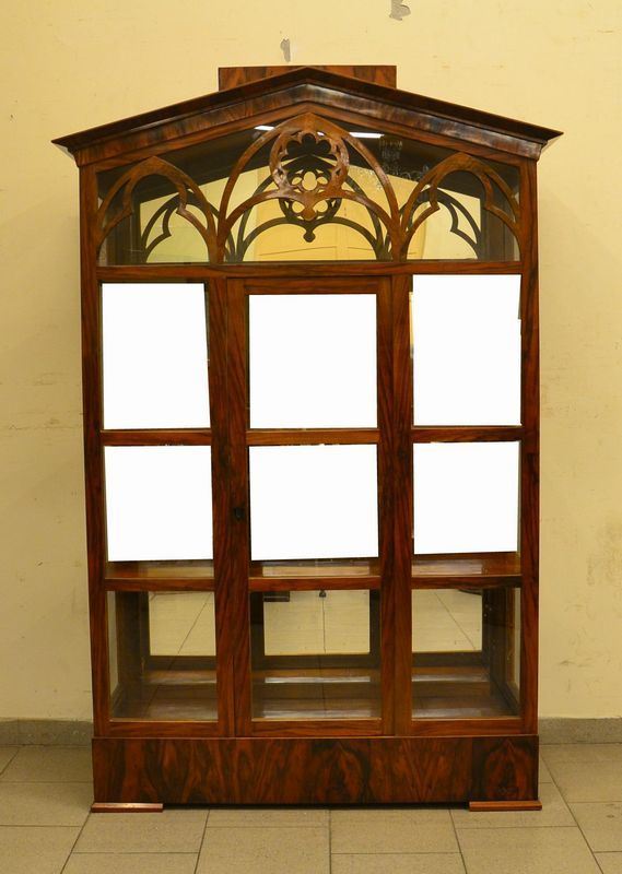 Vetrina, fine sec. XIX, in radica, uno sportello,  - Asta ANTIQUARIATO, COLLEZIONISMO E GIOIELLI - Poggio Bracciolini Casa d'Aste