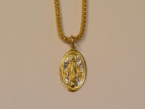 COLLANA IN ORO GIALLO