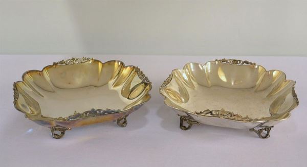 COPPIA DI VASCHETTE SEC. XX