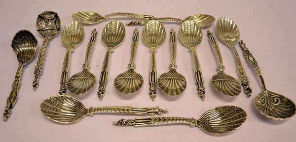 DODICI CUCCHIAI , SEC. XX , ARGENTIERE CASSETTI  - Asta DECORAZIONE D'INTERNI - Poggio Bracciolini Casa d'Aste