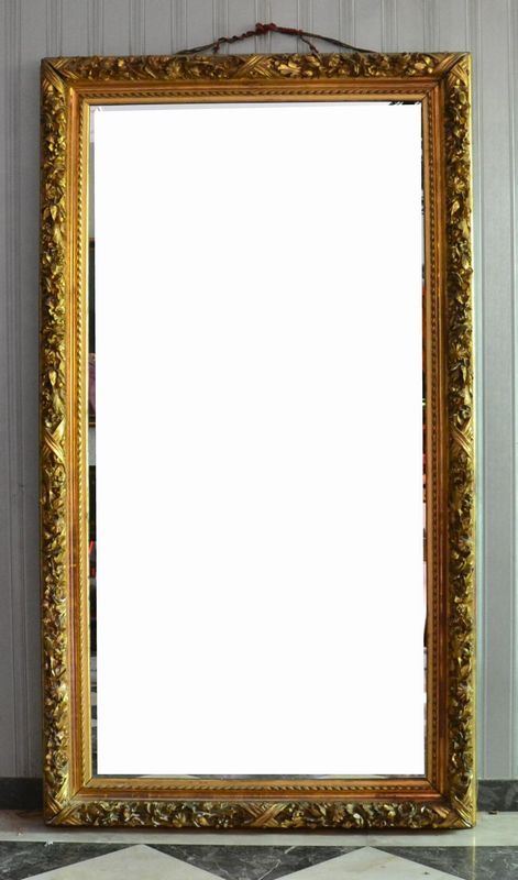 Cornice, in stile 700, sec. XX, in legno dorato  - Asta DECORAZIONE D'INTERNI - Poggio Bracciolini Casa d'Aste