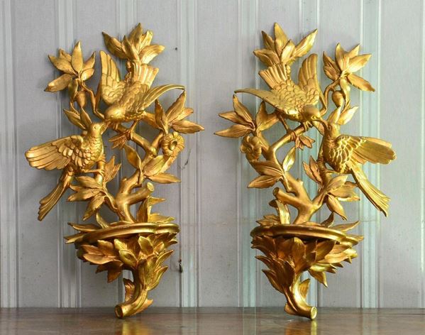 Coppia di mensole, sec. XIX, in legno