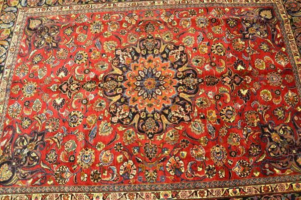 Tappeto persiano Kashmar, fondo rosso con