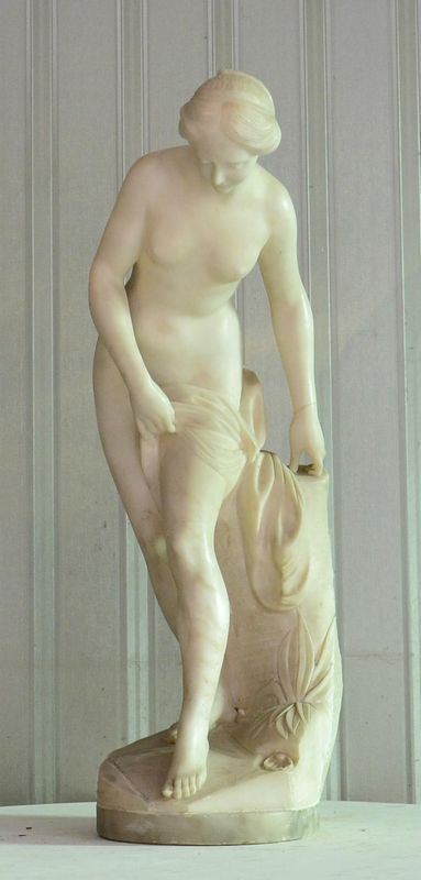 Scultura, inizi sec. XX, in alabastro, raffigurante