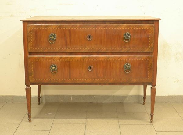 Cassettone, Toscana, sec. XIX, in noce filettato, due cassetti,