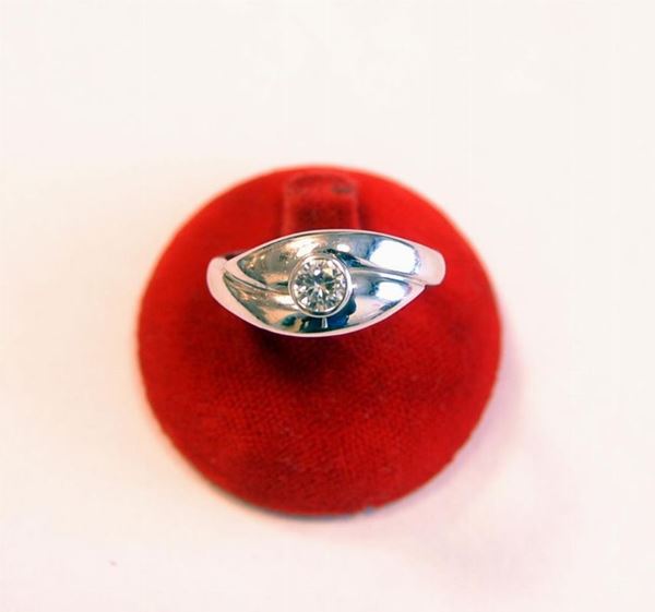 ANELLO IN ORO BIANCO E DIAMANTE&nbsp;&nbsp;&nbsp;&nbsp;&nbsp;&nbsp;&nbsp;&nbsp;&nbsp;&nbsp;&nbsp;&nbsp;&nbsp;&nbsp;&nbsp;&nbsp;&nbsp;&nbsp;&nbsp;&nbsp;&nbsp;&nbsp;&nbsp;&nbsp;&nbsp;&nbsp;&nbsp;&nbsp;&nbsp;&nbsp;&nbsp;&nbsp;&nbsp;&nbsp;&nbsp;&nbsp;&nbsp;&nbsp;&nbsp;&nbsp;&nbsp;&nbsp;&nbsp;
