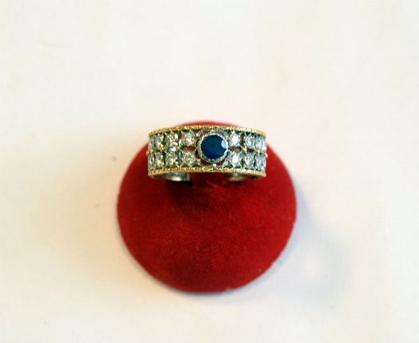 ANELLO IN ORO GIALLO,ORO BIANCO, DIAMANTI E ZAFFIRO&nbsp;&nbsp;&nbsp;&nbsp;&nbsp;&nbsp;&nbsp;&nbsp;&nbsp;&nbsp;&nbsp;&nbsp;&nbsp;&nbsp;&nbsp;&nbsp;&nbsp;&nbsp;&nbsp;&nbsp;&nbsp;&nbsp;&nbsp;