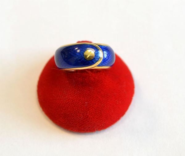 ANELLO IN ORO GIALLO E SMALTO