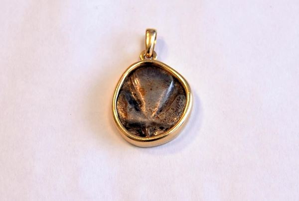 PENDENTE IN ORO GIALLO E ARGENTO