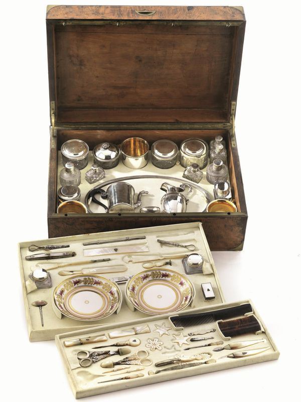NECESSAIRE DA VIAGGIO, FRANCIA, SECOLO XIX&nbsp;&nbsp;&nbsp;&nbsp;&nbsp;&nbsp;&nbsp;&nbsp;&nbsp;&nbsp;&nbsp;&nbsp;&nbsp;&nbsp;&nbsp;&nbsp;&nbsp;&nbsp;&nbsp;&nbsp;&nbsp;&nbsp;&nbsp;&nbsp;&nbsp;&nbsp;&nbsp;&nbsp;&nbsp;&nbsp;&nbsp;&nbsp;