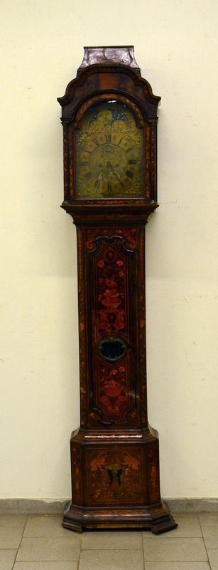 Orologio a colonna, Olanda, sec. XIX, in noce intarsiato,