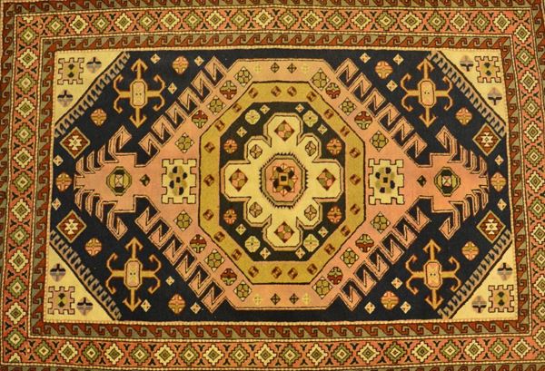 Tappeto caucasico kazak, di vecchia manifattura, cm 200x140