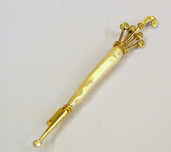 SPILLA IN ORO GIALLO, DIAMANTI E PERLA